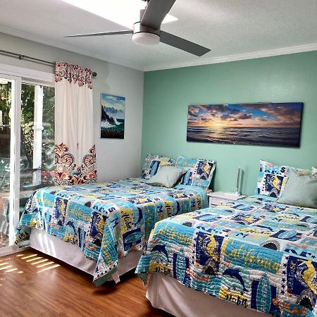 Costa Mesa Homestay - Private Rooms With 2 Shared Baths And Hosts Onsite Exterior photo