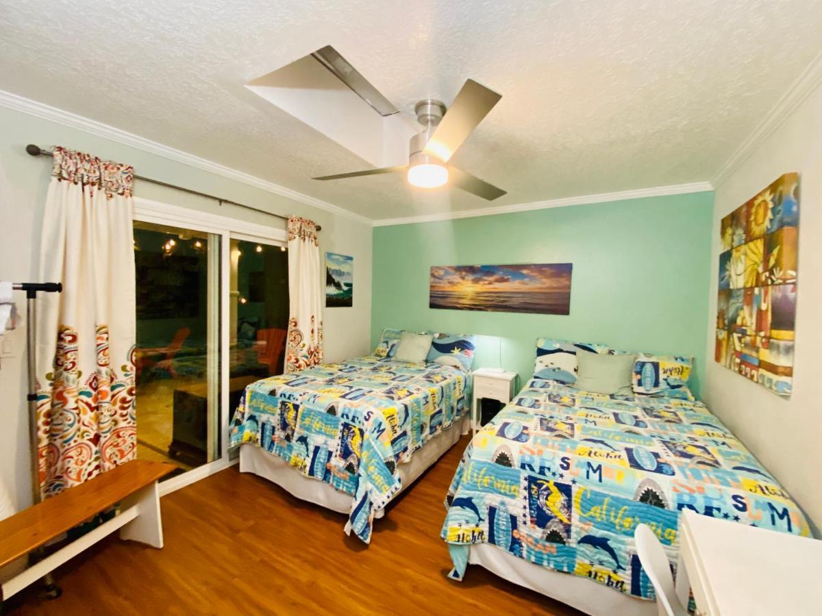 Costa Mesa Homestay - Private Rooms With 2 Shared Baths And Hosts Onsite Exterior photo